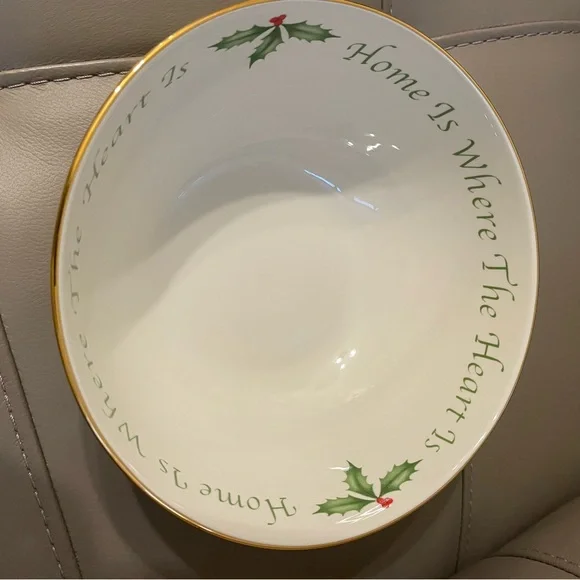 Lenox Holiday Sentiment Bowl - Green and Red Design - Picture 7 of 7